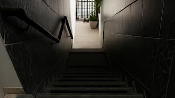 HandlÀufe an den Treppen