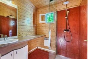 Bathroom - Gite des fleurs - Compagnon Rouge (Saint-Prix)