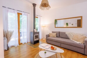 Televisie en een open haard