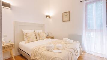 2 chambres, fer et planche Ă repasser, Wi-Fi gratuit, draps fournis