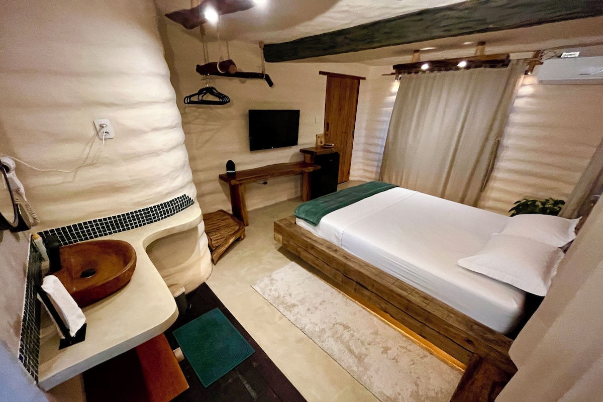 Dobbeltrom – deluxe, 1 queensize-seng, privat basseng | Sengetøy av topp kvalitet, wi-fi (inkludert) og individuelt dekorert