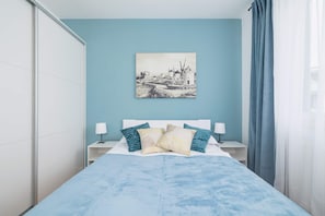 1 bedroom, iron/ironing board, travel cot, WiFi