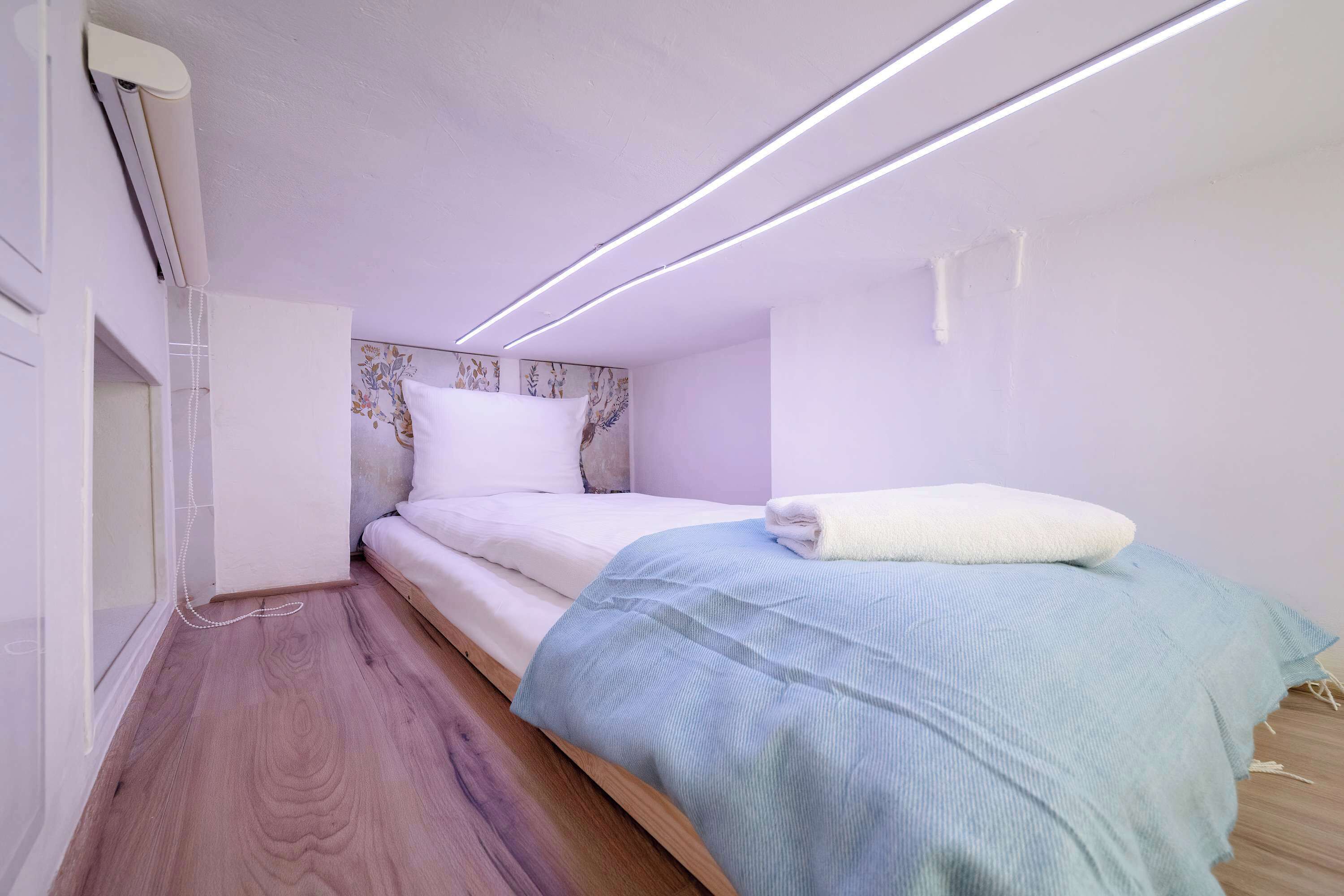 1 quarto, ferros/tábuas de passar roupa, Wi-Fi, roupa de cama