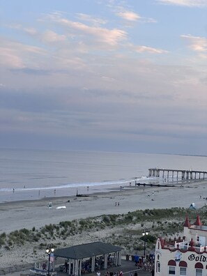 Plage à proximité, chaises longues