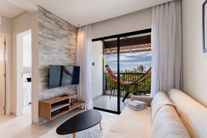 Luxury Apartment | Free WiFi, bed sheets