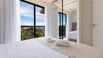 Luxury Apartment | Free WiFi, bed sheets