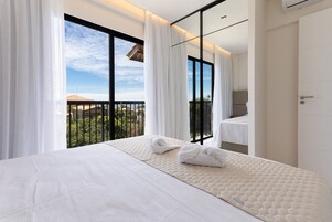 Luxury Apartment | Free WiFi, bed sheets