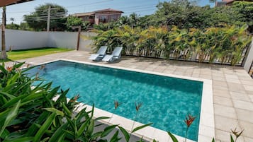 Comfort Apartment | Pool | Indoor pool, sun loungers
