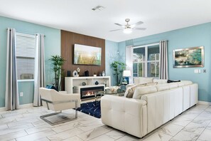 Offices - ChampionsGate Private Pool Spacious Luxury Home (Davenport)