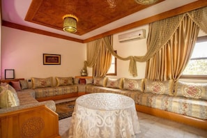 Villa, 5 Bedrooms, Patio, Pool View | Living room - Villa Farm Host Heated Pool View Grand Atlas (Aghouatim)