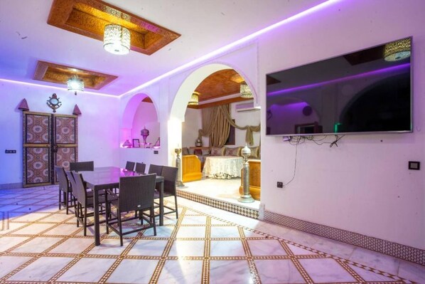 Villa, 5 Bedrooms, Patio, Pool View | Dining room - Villa Farm Host Heated Pool View Grand Atlas (Aghouatim)