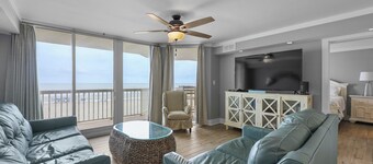 Charming 3-bedroom beachfront condo