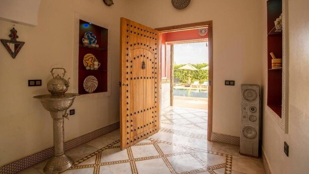Entrée de l’hébergement