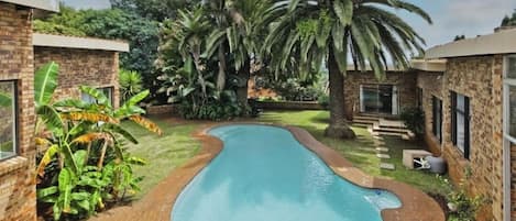House, Pool View