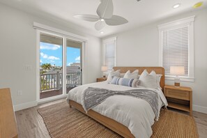 5 Schlafzimmer, Bügeleisen/Bügelbrett, Reisekinderbett, WLAN