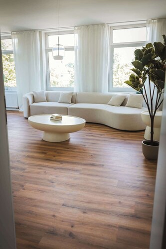 Staylight Penthouse by the French Garden - 7 Min to Old Town