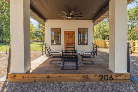 Terrace/patio. Missouri’s 1st Sinclair Service Station