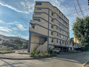 Apartment | Exterior