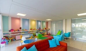 Basic Apartment | Children’s area - Apart w/ Barbecue in Condominium With Pool Bri0102 (Florianópolis)