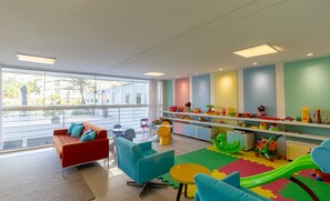 Children's area - Apart w/ Barbecue in Condominium With Pool Bri0102 (Florianópolis)