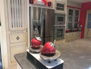 Four, plaque de cuisson, lave-vaisselle