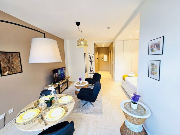 Living area - City Studio with outdoor vibes (Luxembourg City)