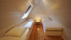 3 slaapkamers, een strijkplank/strijkijzer, wifi