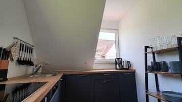Frigorífic, forn, placa de cuina i rentaplats