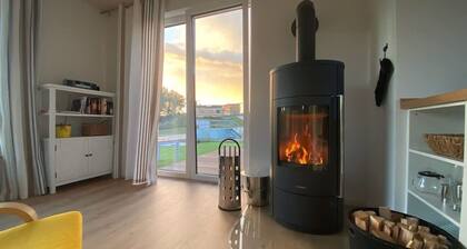 Tiny House mit Sauna am See