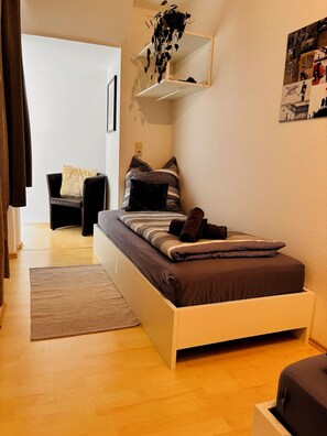 2 chambres, lit parapluie, Wi-Fi gratuit, draps fournis