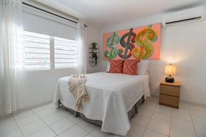 4 Schlafzimmer, Bügeleisen/Bügelbrett, kostenloses WLAN, Bettwäsche