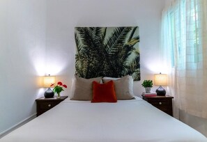 3 chambres, fer et planche à repasser, Wi-Fi gratuit, draps fournis