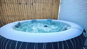 室外 SPA 浴缸