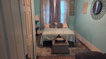 3 makuuhuonetta, silitysrauta/-lauta, Wi-Fi, vuodevaatteet