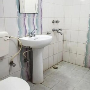Shower, free toiletries, towels, soap