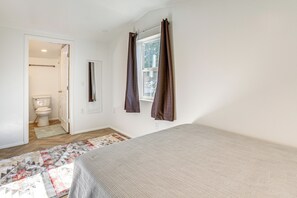 1 chambre, bureau, accès Internet, draps fournis