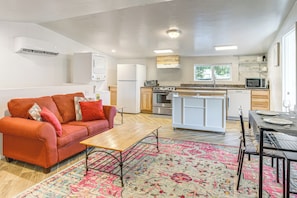 Interior - 1 Mi to Tennyson St Shops & Eats: Laid-Back Apt (Denver)