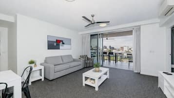 Télévision, espaces bureaux