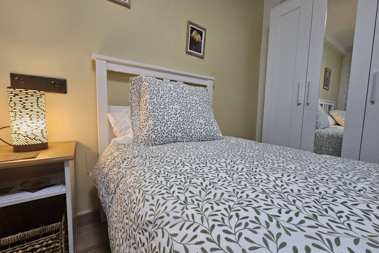 3 chambres, fer et planche à repasser, Wi-Fi gratuit, draps fournis