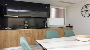 Fridge, microwave, oven, dishwasher