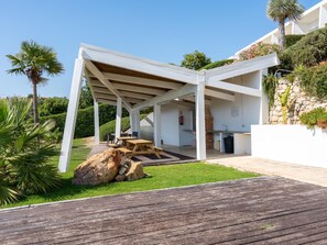 Outdoor dining - Serenity 03 House by Stay ici | Algarve Holiday Rental (Albufeira)