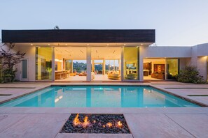 Beheizter Pool