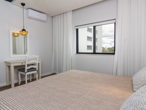 1 bedroom, iron/ironing board, Internet, bed sheets