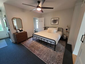 4 chambres, bureau, fer et planche à repasser, Wi-Fi gratuit