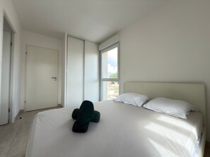 1 chambre, fer et planche Ă repasser, Wi-Fi, draps fournis