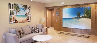 1-bedroom with WiFi, AC in lovely Long Beach, Ms with inground saltwater pool