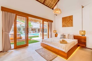 8 Schlafzimmer, Schreibtisch, Bügeleisen/Bügelbrett, WLAN