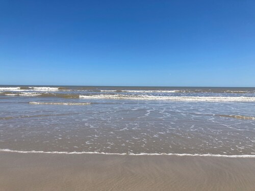 Refreshing Oasis! Steps from the Beach! Studio with Loft, Indoor Pool & Hot Tub