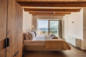 3 soverom, safe på rommet, strykejern/-brett og wi-fi (inkludert)