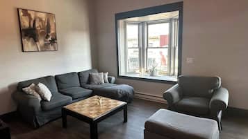 Televisor, estèreo i oficines